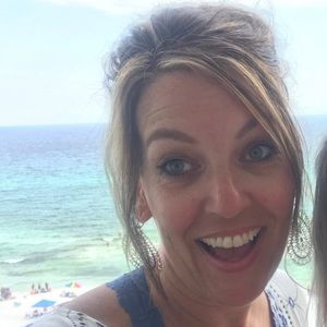 Meet your Posher, Heidi